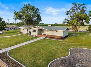 19621 N Glade Rd, Mesa, WA 99343