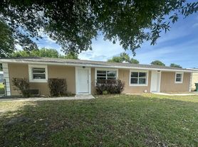 6602 Palomar Pkwy