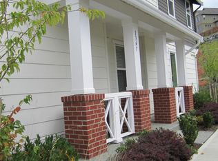 1367 NE Hickory Ln, Issaquah, WA 98029