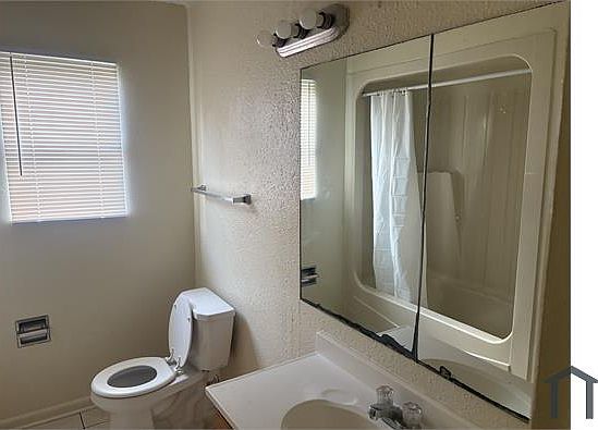 3rd image of 5705 Green Forest Dr