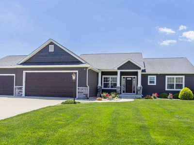 30756 Sandy Creek Dr, Granger, IN, 46530
