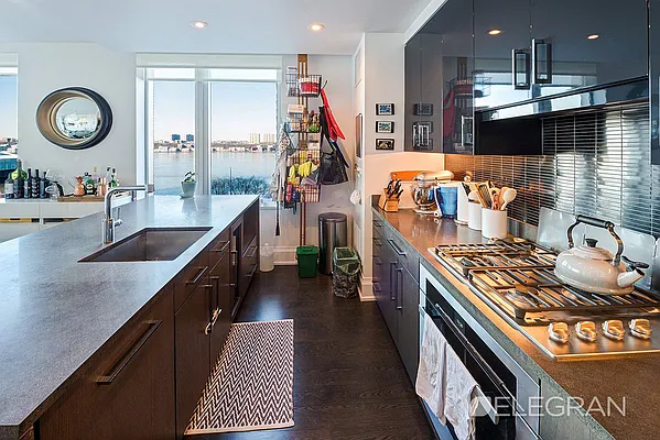 Rented by (Legacy) Elegran | media 18