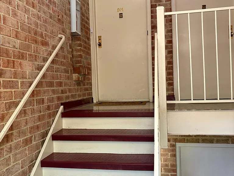 9713 Kings Crown Ct #201 — Photo 6