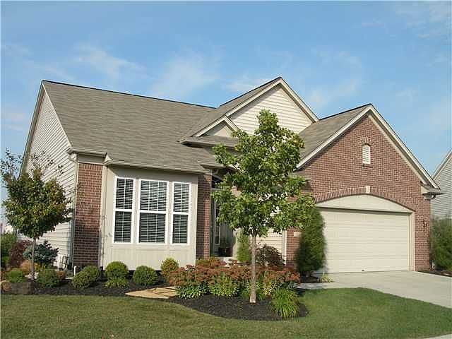 Exterior Front: This beautiful setting is made even better with the maxed out 