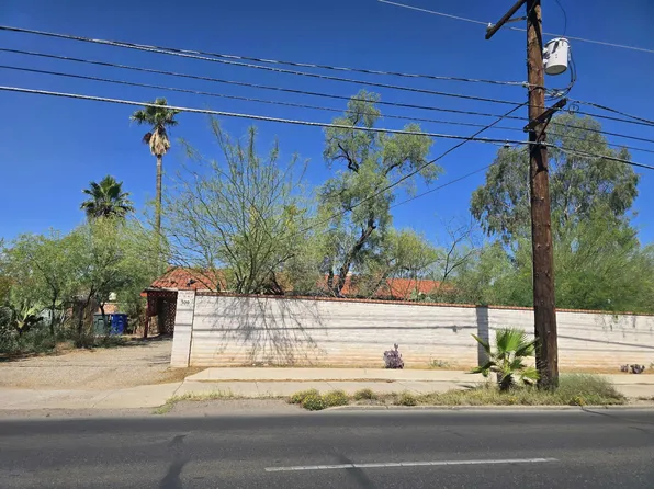 300 S Country Club Rd, Tucson, AZ 85716