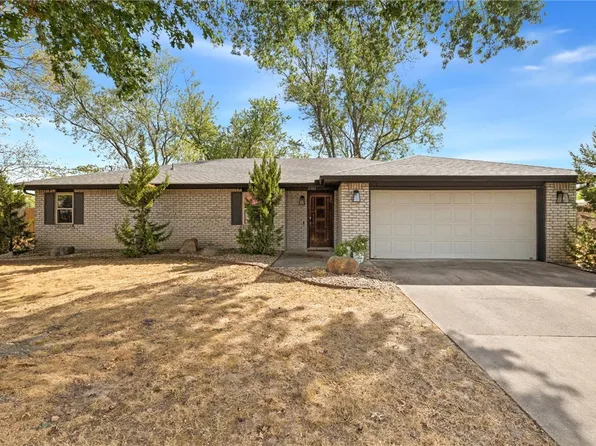 2302 SE 16th St, Bentonville, AR 72712