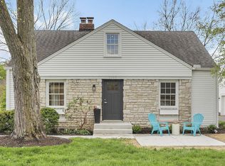 2203 Ridgeview Rd, Columbus, OH 43221