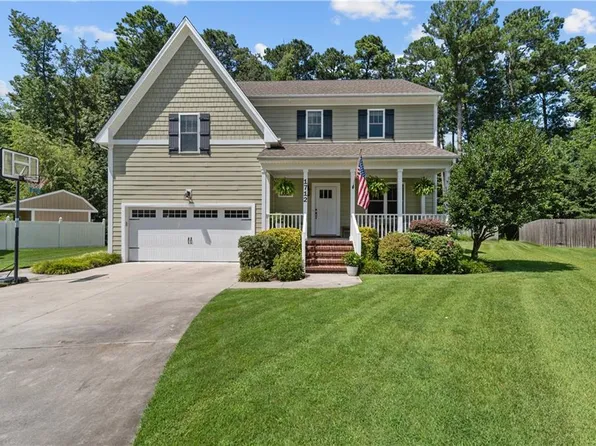 1712 Hydenwood Cres, Chesapeake, VA 23321
