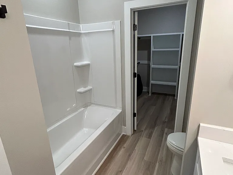 208 Mignionette Ave — Photo 21