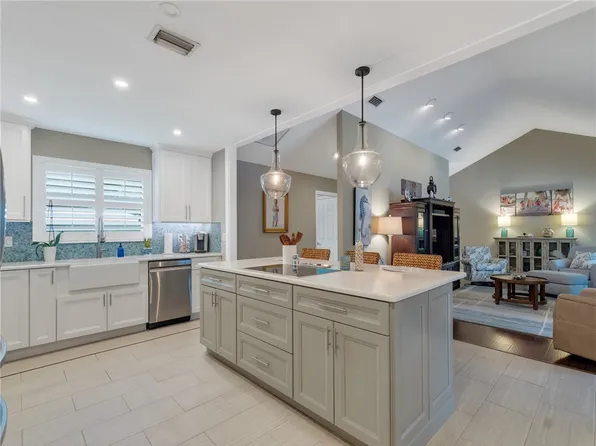 835 32nd Ave, Vero Beach, FL 32960