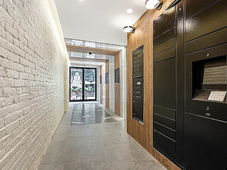 140 Mulberry St #3C — Photo 11