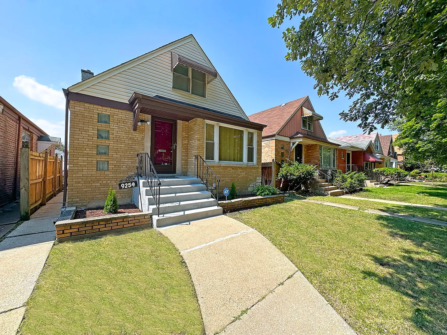 9254 S Aberdeen St photo 1
