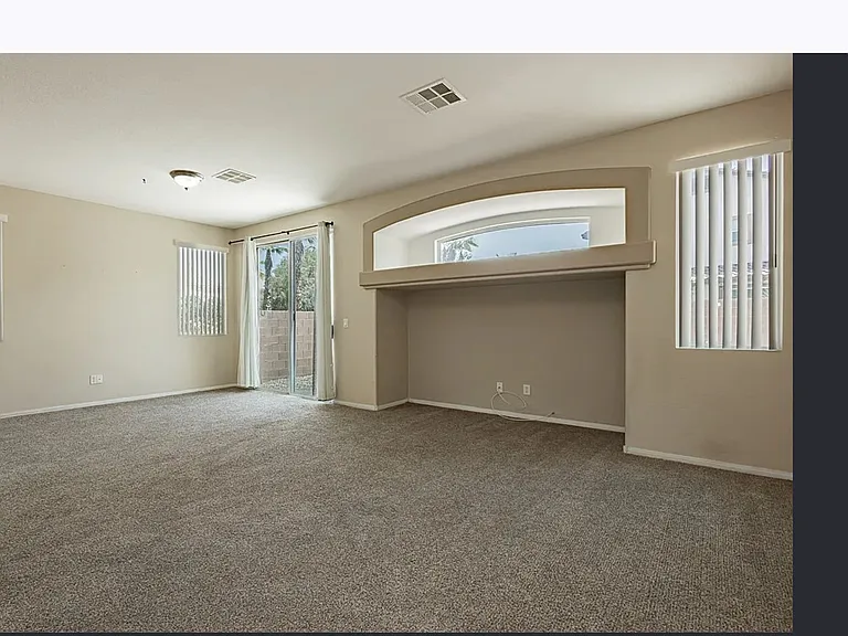 11421 Drappo Ave — Photo 6