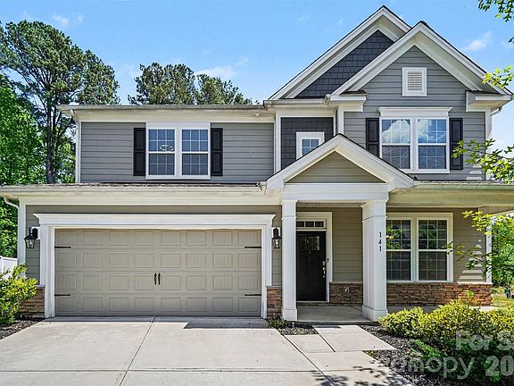 3rd image of 141 Hornbeam Ln