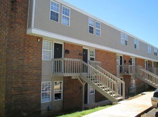 201 N Lewis St APT 17, Lagrange, GA 30240