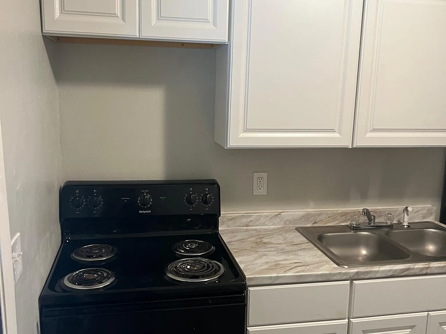 2 bed, 700 sqft, $1,490 — Photo 4