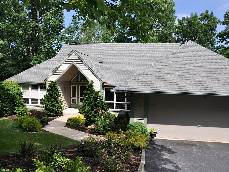 1st image of 134 Forest View Dr #18
