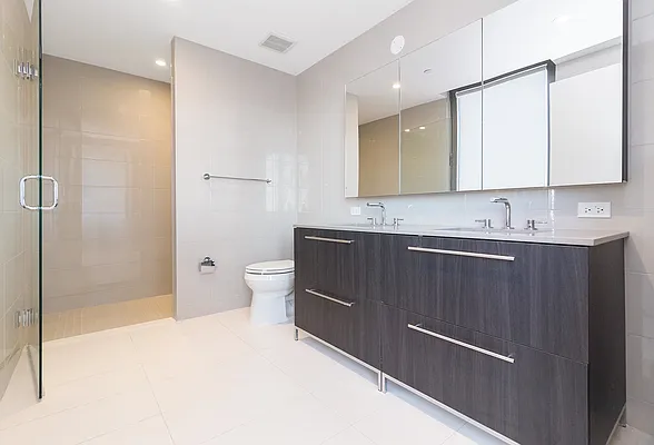 Rented by HCO NY | media 7