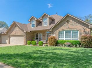 2901 W Lexington Way, Edmond, OK 73012