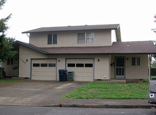 2263 N 2nd St, Springfield, OR 97477