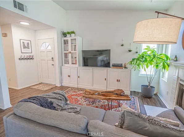 2402 Pleasant Way Unit H, Thousand Oaks, CA 91362
