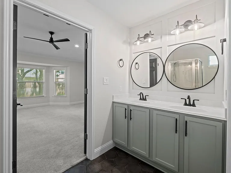 309 Creek Ridge Ln — Photo 18