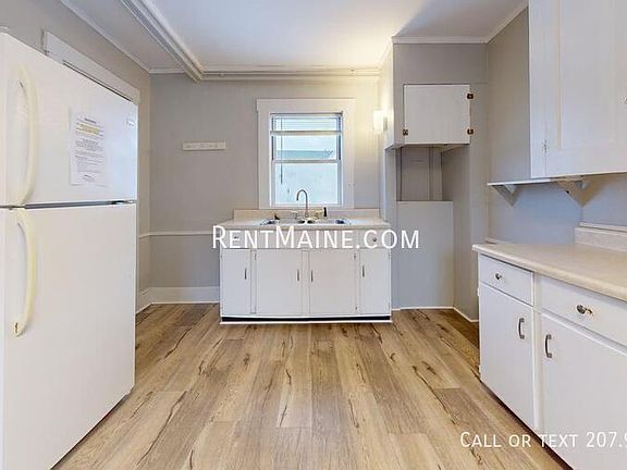 2nd image of 88 Larkin St APT 2