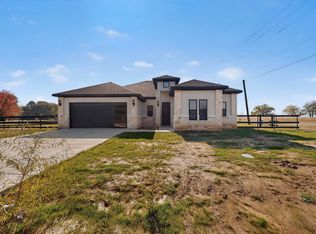 100 Diamond T Ranch Rd, Trinidad, TX 75163