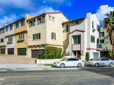 5032 N Mosaic Ct, Los Angeles, CA, 90041