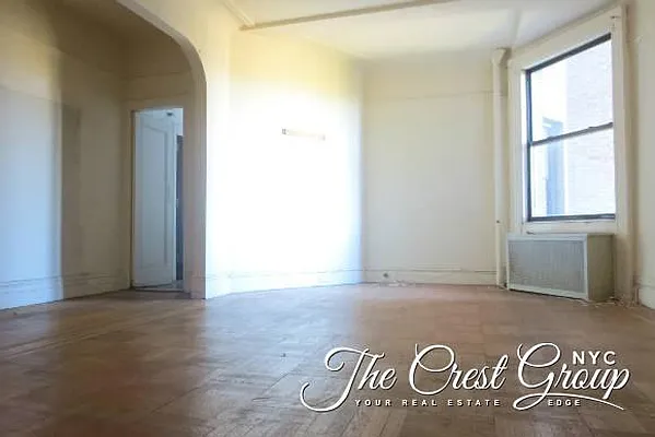 Sold by The Crest Group | media 2