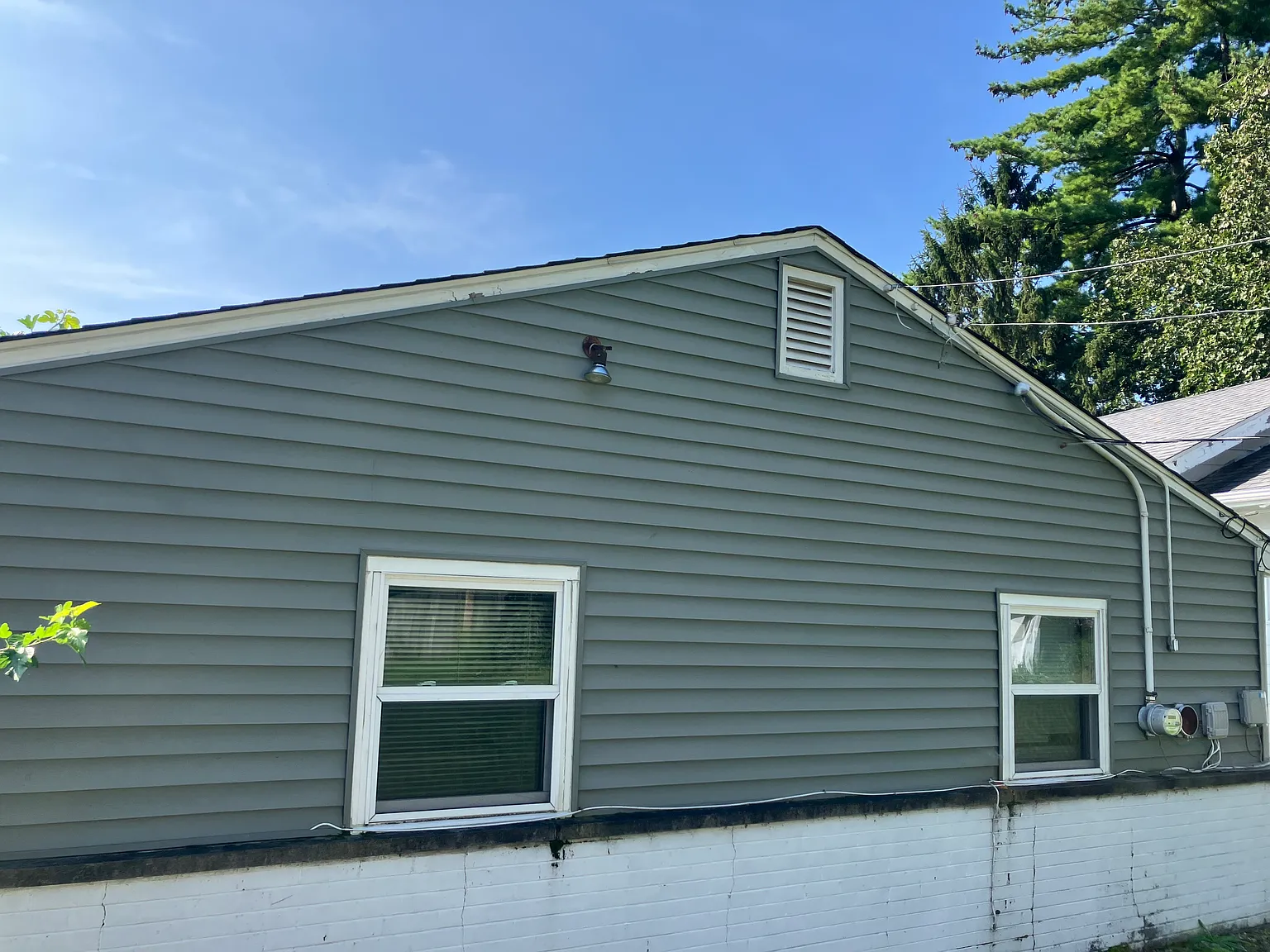 3 bed, 950 sqft, $1,100 — Photo 3