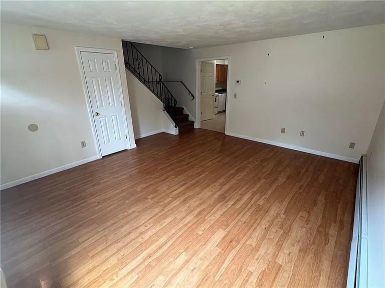 540 Dulude Ave #6 — Photo 2