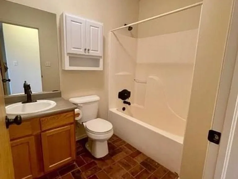 983 S Harmony Dr — Photo 6