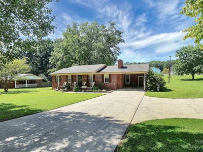1204 Crowders Mountain Rd, Bessemer City, NC, 28016