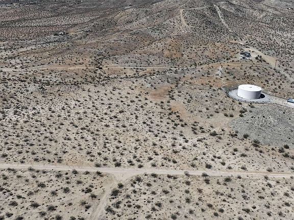 4th image of 22999 Sunny Vista Rd