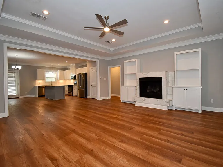 112 Haley Ln — Photo 4