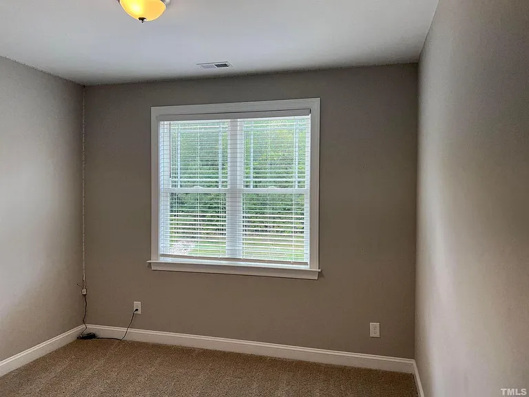 555 Mariah Towns Way — Photo 15