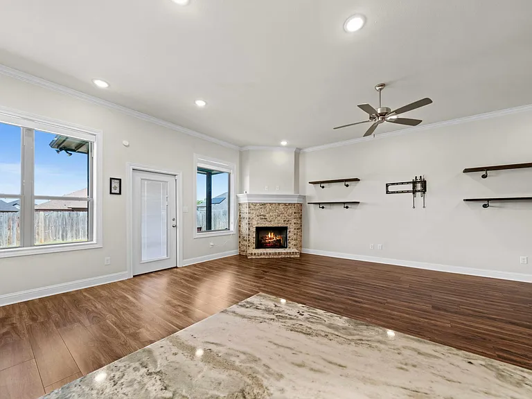 11432 Lindsey Garden Dr — Photo 23