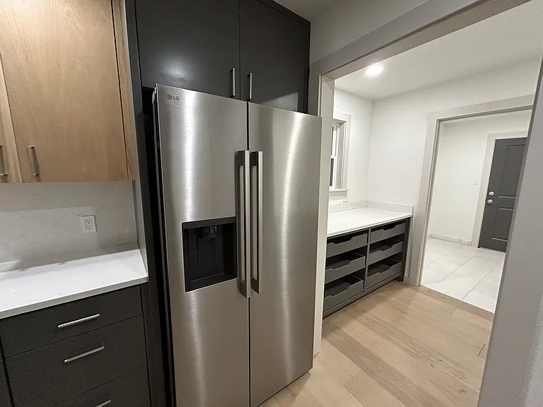 6917 Allview Ln — Photo 8