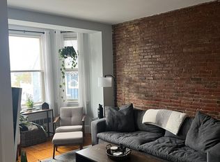 2 Pearl St APT 5, Charlestown, MA 02129