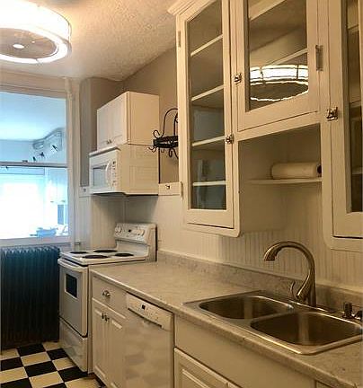 5th image of 3817 Baltimore Ave #1