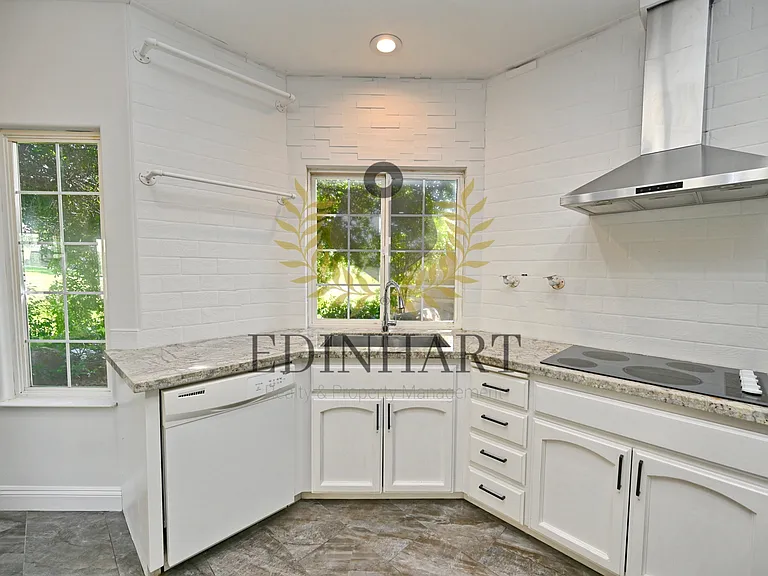 21678 Eastmere Ln — Photo 18