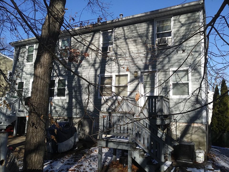 2nd image of 29 Silvia Ct