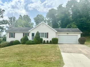 37 Baytree Dr, Wheeling, WV 26003