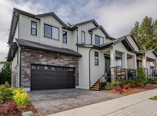 15648 23a Ave, Surrey, BC V4A 9X6