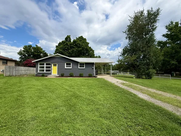 2002 Battleground Dr, Murfreesboro, TN 37129