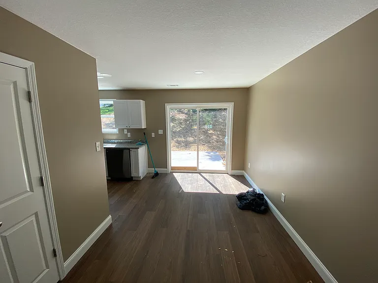 2342 Robinson Rd — Photo 3