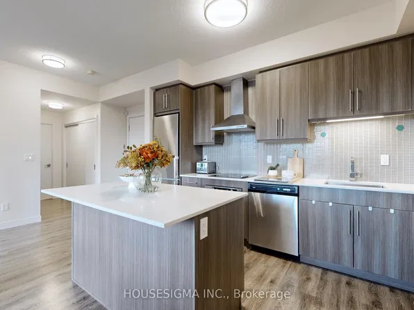 2093 Fairview St, Burlington, ON