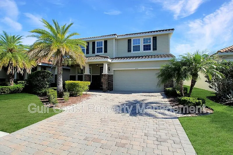 Building Photo - 2914 Esmeralda Dr