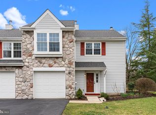 306 Independence Dr, Holland, PA 18966